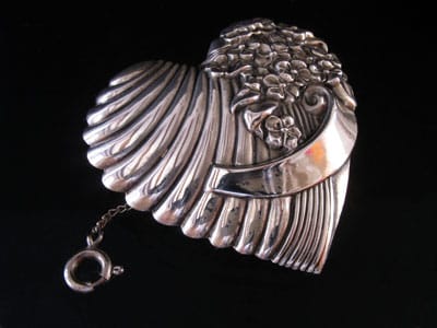 Silver plated brooch main image