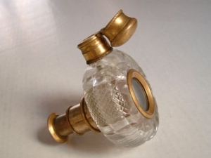 Crystal perfume bottle-image