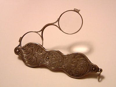 Silver engraved neck lorgnette-image